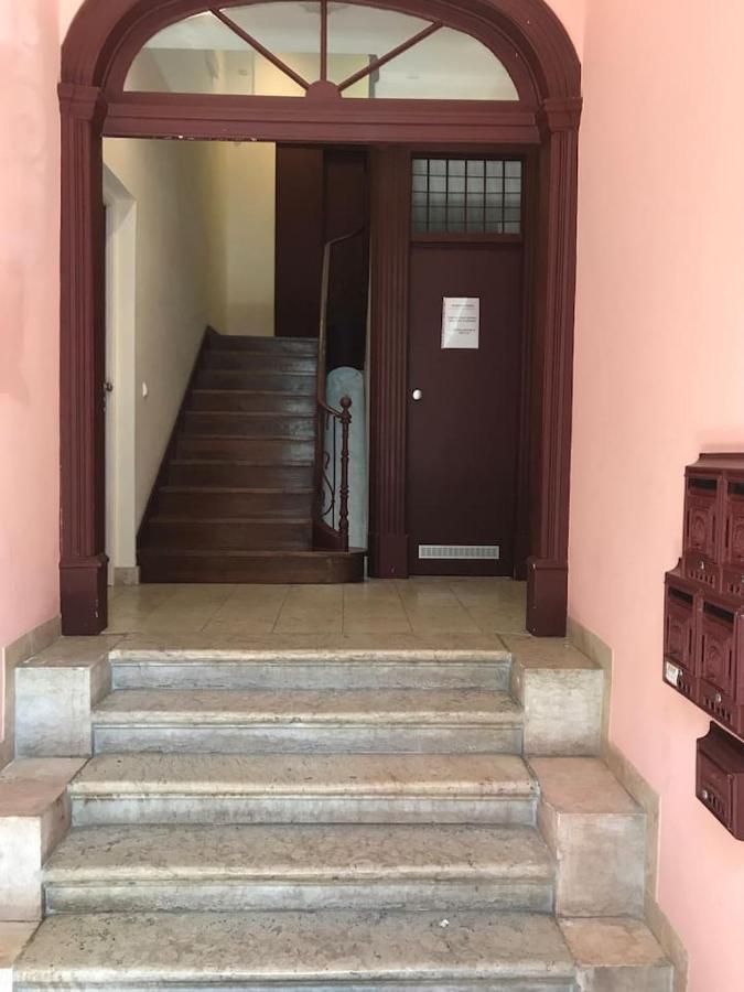 Luxury Part Of The City - Modern Apartment With Airconditioning - Near Subway Lissabon Exterior foto